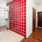 Wola Anielewicza Homely Apartment